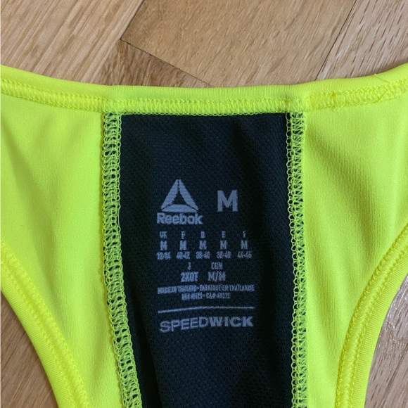 M Reebok Women’s Cropped Racing Tank - Picture 4 of 4